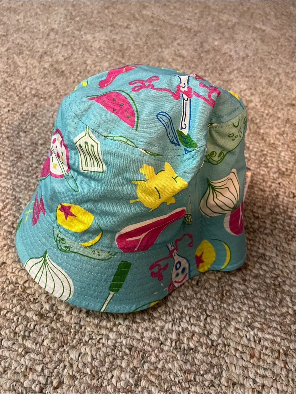Disney Yellow 'Chillin' Grillin' Reversible Bucket Hat